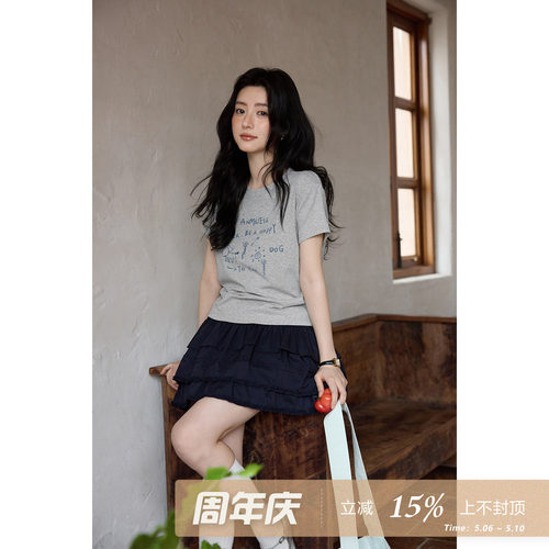 夕蒙2026新款春夏韩系独特上衣原创设计灰色圆领掐腰修身短袖t恤