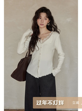 夕蒙2025新款冬季韩针织衫修身小个子独特绝美流行杏色蕾丝毛衣女