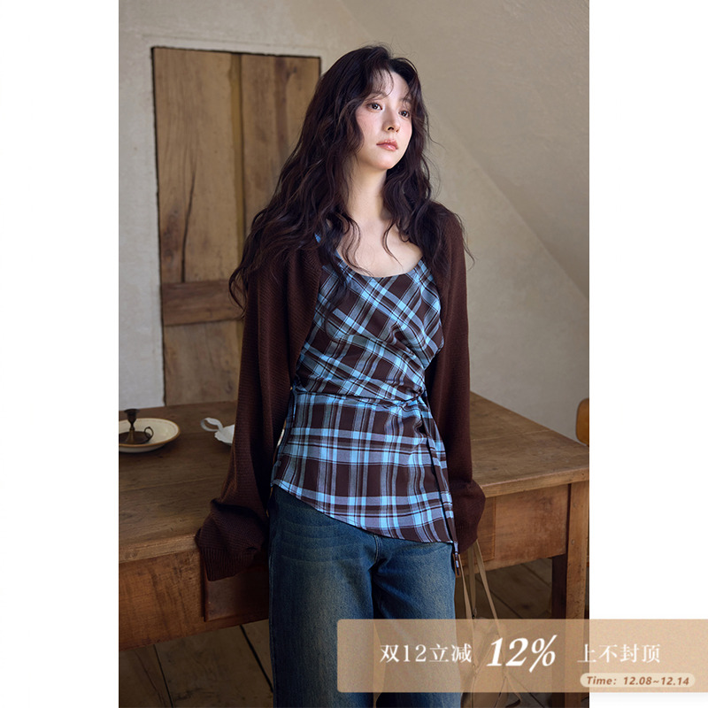 夕蒙2025新款秋季韩系上衣小个子独特别致格纹衬衫针织外套两件套