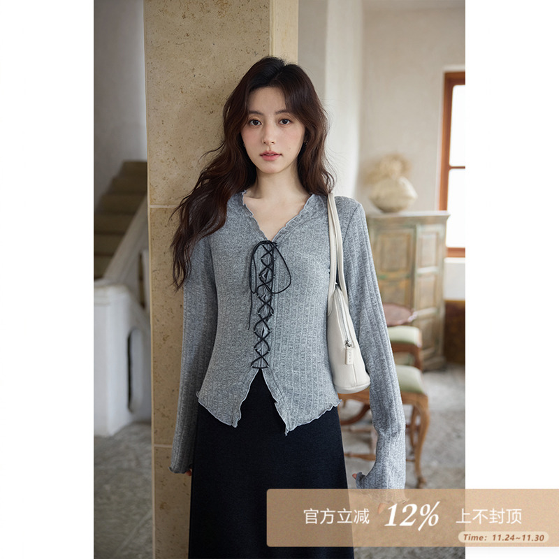 夕蒙2025新款秋韩系绝美巨好看上衣气质小众流行修身绑带长袖t恤