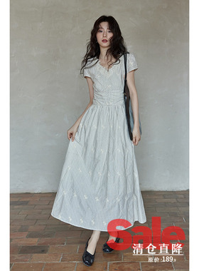 【清仓秒杀】夏韩系气质裙子小个子小众刺绣杏色条纹短袖连衣裙女