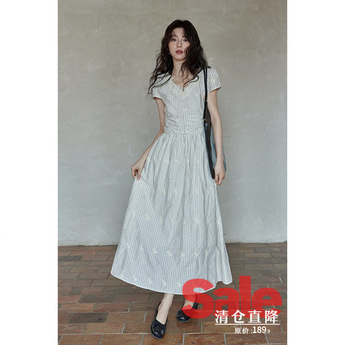 【清仓秒杀】夏韩系气质裙子小个子小众刺绣杏色条纹短袖连衣裙女
