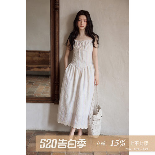 夕蒙2026新款春夏韩系气质温柔好看裙子蝴蝶机条纹收腰吊带连衣裙