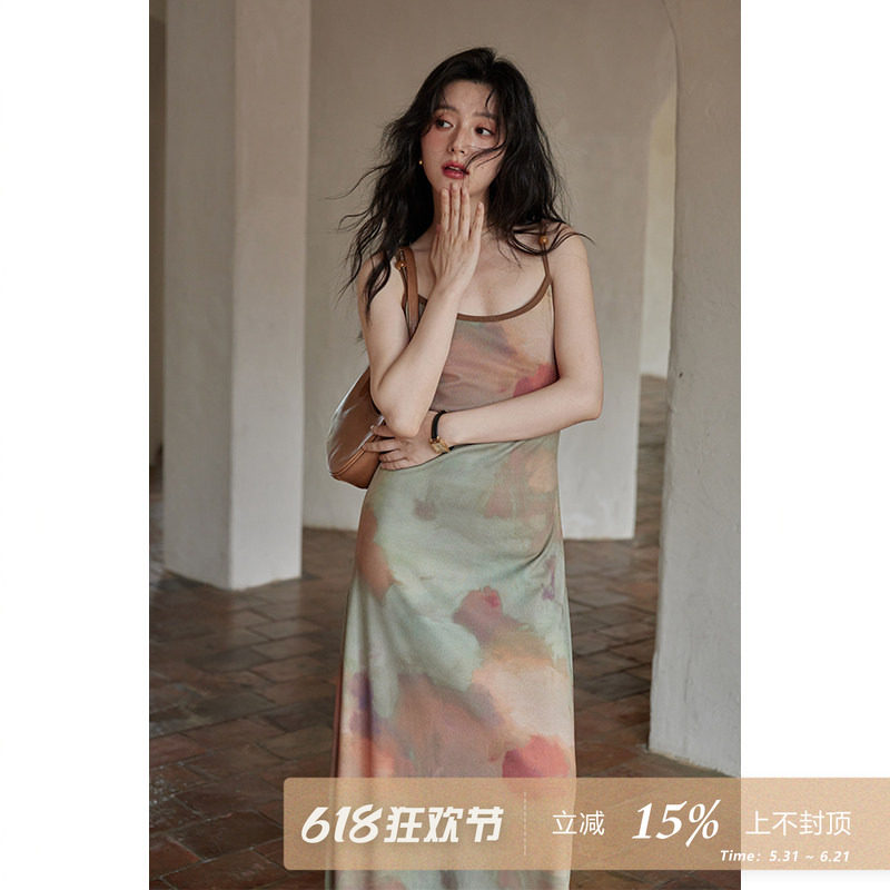 夕蒙2026新款夏小个子法式气质设计感小众长款内搭吊带连衣裙女