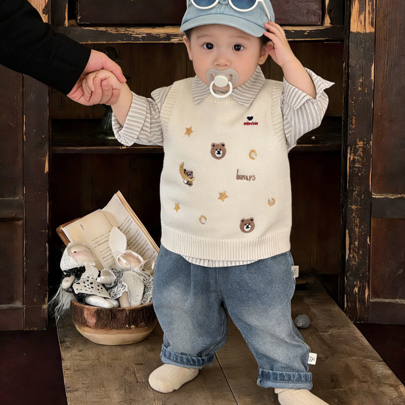 韩系男宝宝针织马甲三件套春秋季婴儿洋气刺绣背心百搭衬衫休闲裤