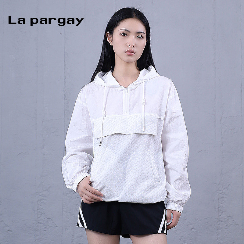 纳帕佳不规则纹理连帽卫衣2024春夏新款女式白色个性休闲宽松上衣
