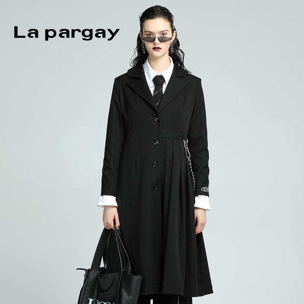 显瘦中长款西装外套Lapargay