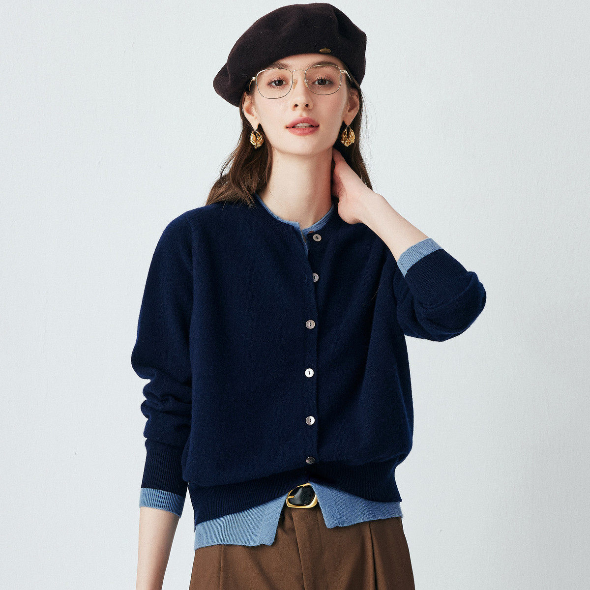 PALUOPO/帕罗秋冬圆领时尚减龄加厚保暖羊毛衫女ET250216Y