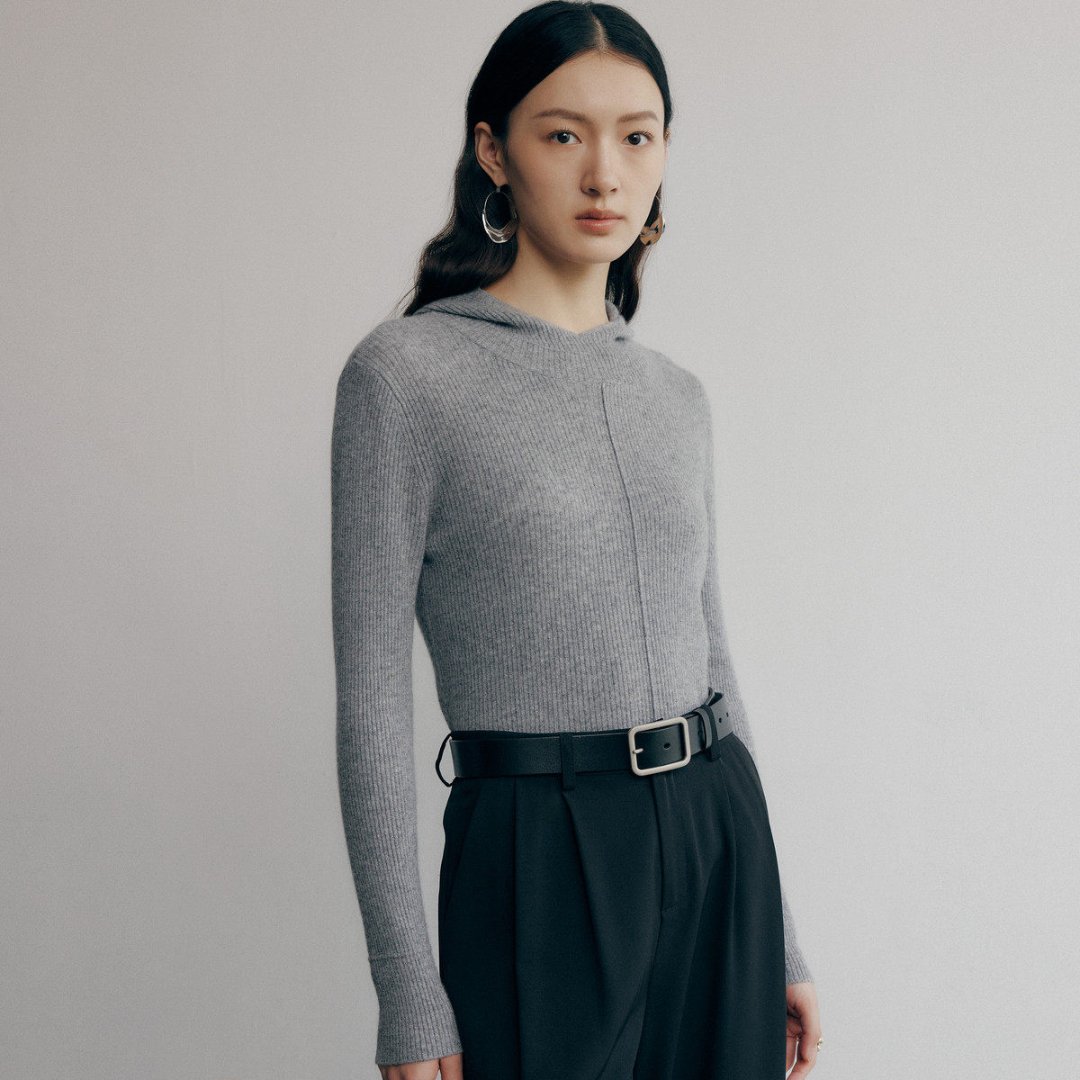 PALUOPO/帕罗山羊绒连帽女衫ET23983R-A