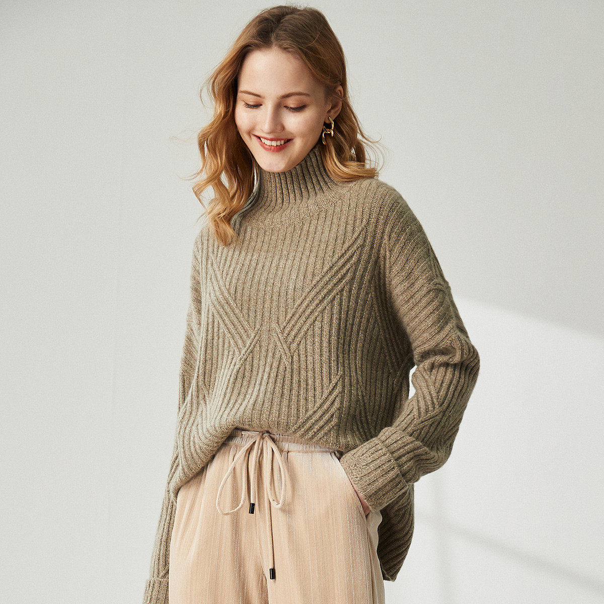 【设计总监然姐】PALUOPO/帕罗山羊绒高领女衫E21609-B,女装/女士精品,羊绒衫,淘宝优惠券,粉丝福利购,淘宝优惠卷