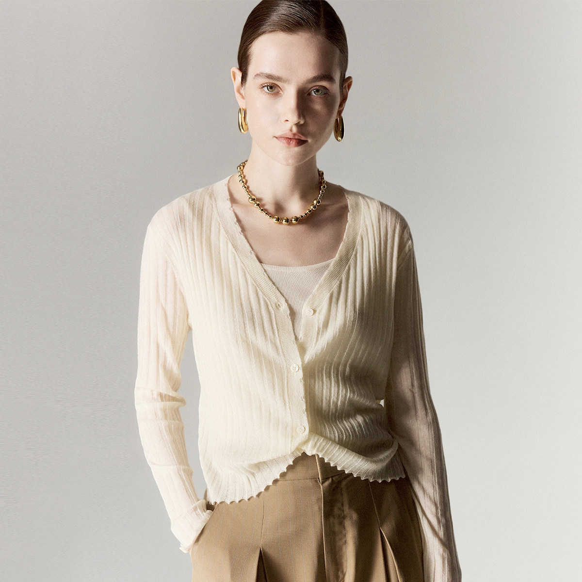 PALUOPO/帕罗秋冬显瘦绵羊毛针织开衫ET2F2119Y