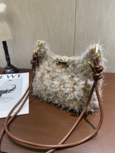 purse秋冬手挽腕包特色手混线粗毛线手工编织新手简单入门diy百搭