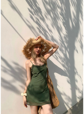 奈斯 STUDIO 法式波点印花清新吊带连衣裙女复古辣妹修身显瘦短裙