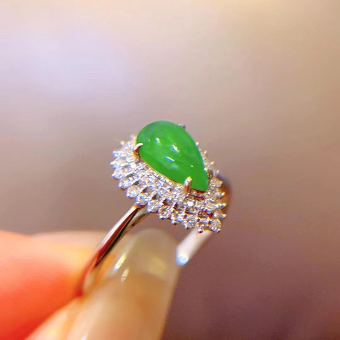 翡翠蛋面戒指18K金镶嵌缅甸天然a货时尚大气 款式参考