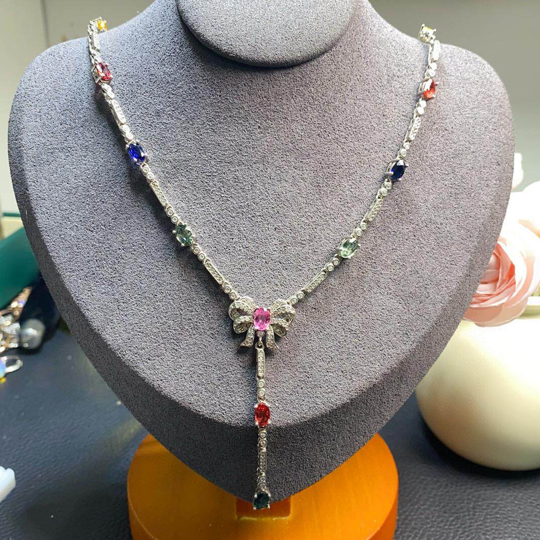 天然彩色蓝宝石项链S925纯银镀18k金镶嵌清新甜美蝴蝶结宴会礼服