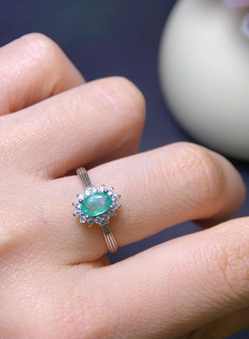 天然哥伦比亚祖母绿戒指主石尺寸4*6mm，925纯银精工镶嵌