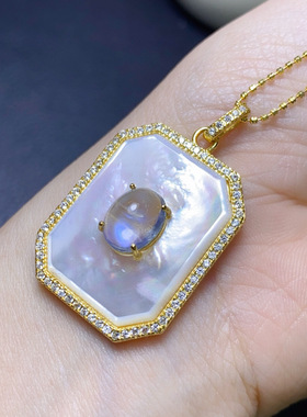 天然月光石吊坠精品蓝月光玻璃体微棉925银精工镶嵌，8*10mm