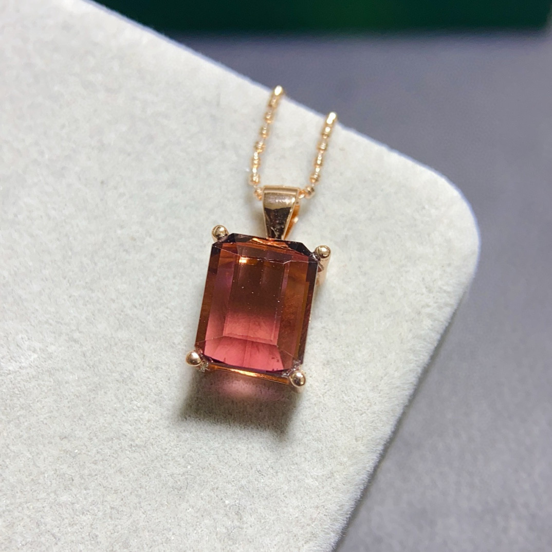 纯天然碧玺吊坠 s925银镀电镀工艺 晶体干净，颜色好主石9*11mm