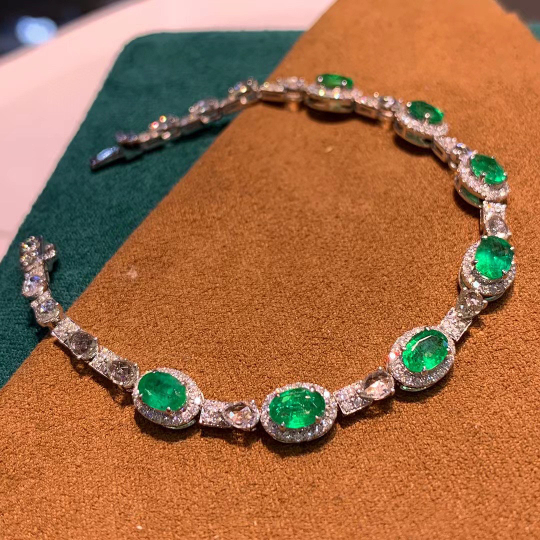 18K金3.06克拉天然祖母绿手链女豪华伴钻0.96克拉钻石手镯