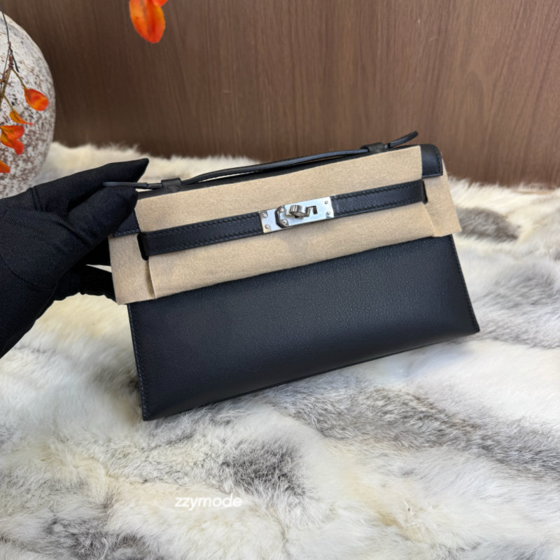 迷你凯莉一代黑色银扣swift皮拼色手拿包晚宴包手拎包