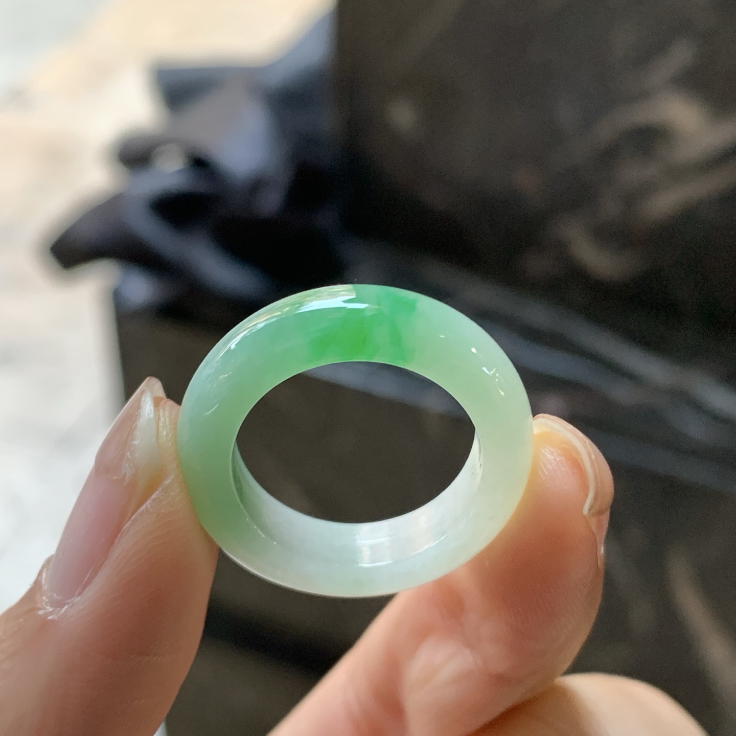 翡翠阳绿色指环  14号指圈