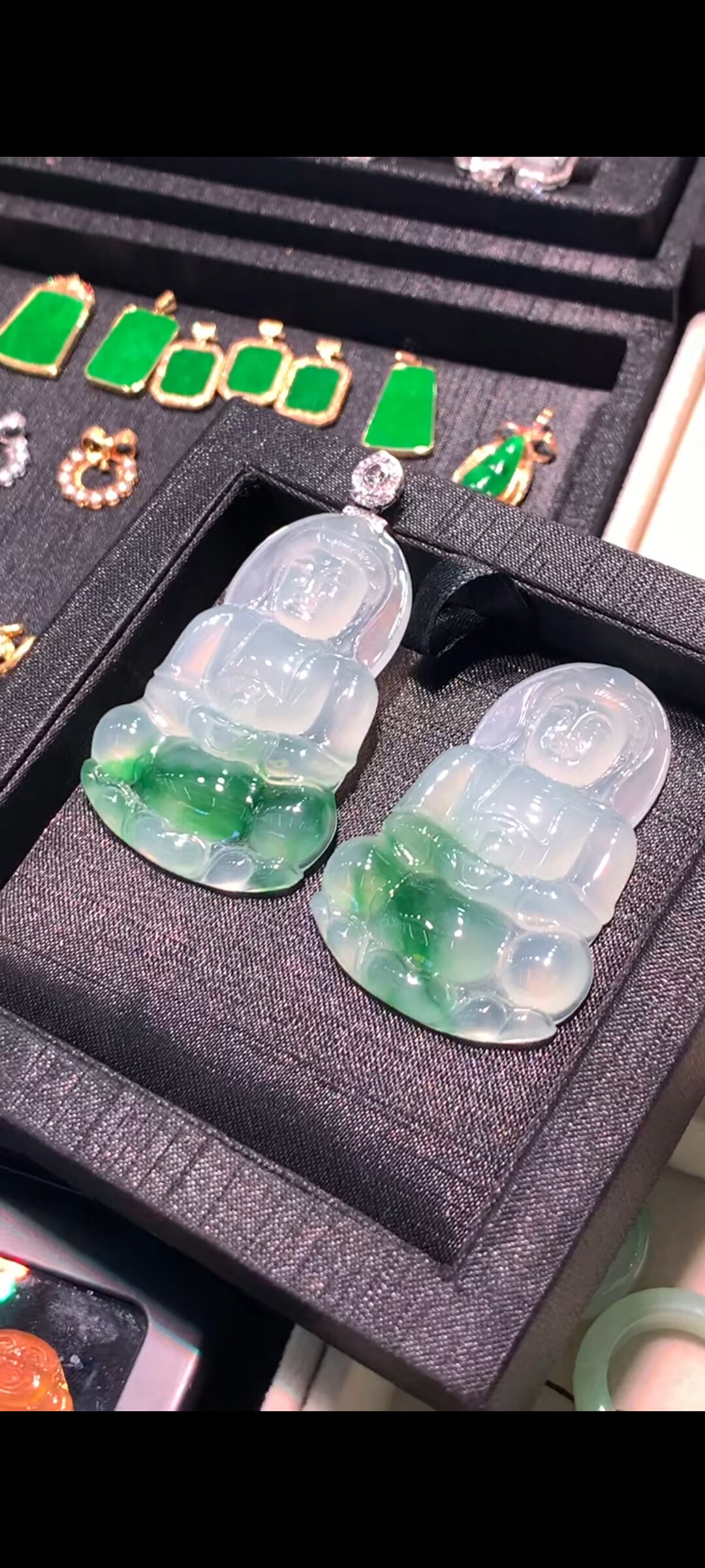 性价比推荐 翡翠阳绿观音大吊坠 5.8万一件