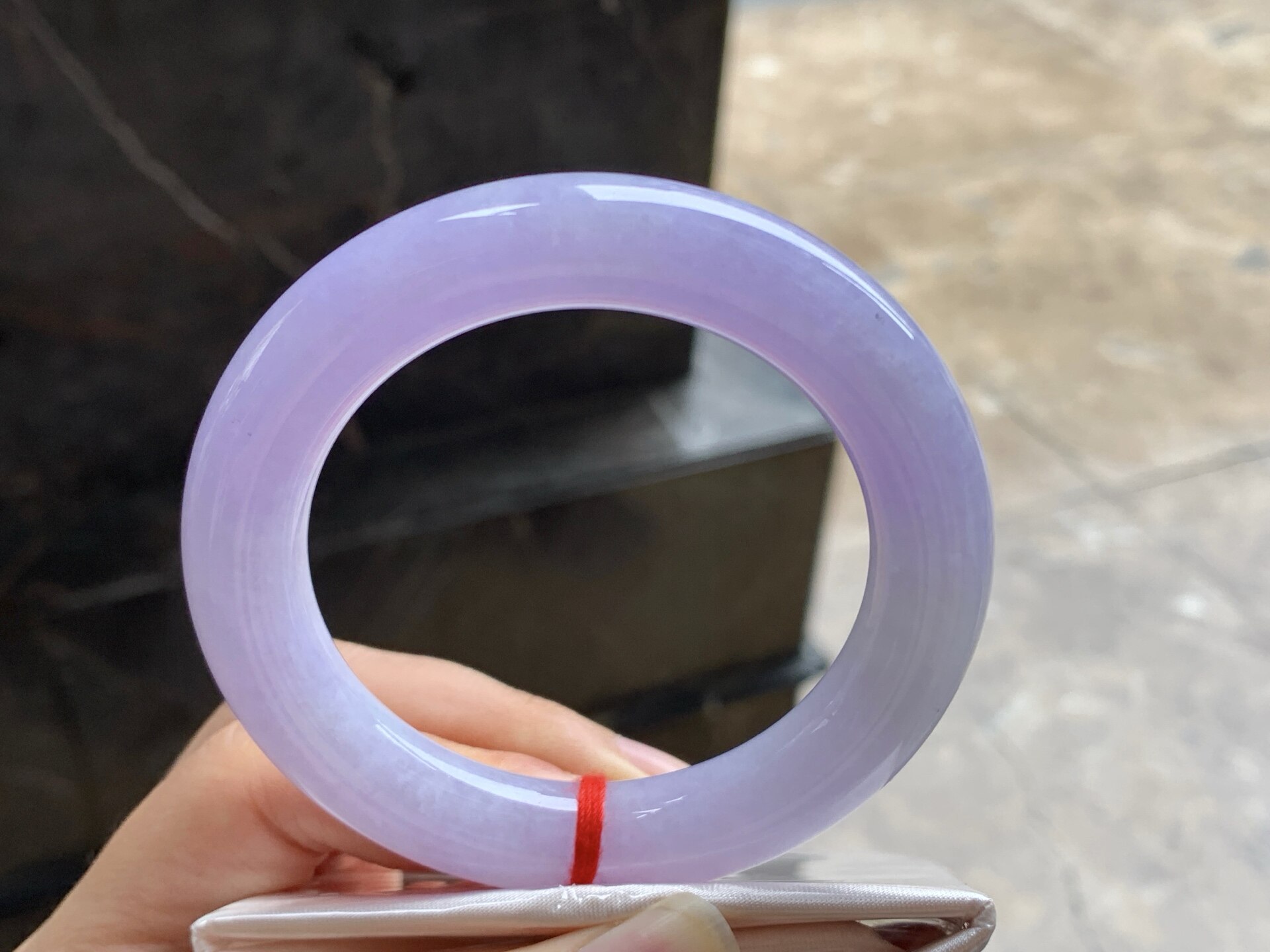翡翠紫罗兰圆条手镯 颜色鲜艳 圈口53