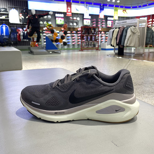 耐克男鞋网面透气轻便减震跑步鞋