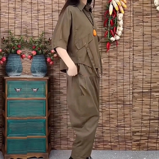 新款复古灯芯绒套装秋季中袖翻领纯色时尚宽松大码两件套胖人时尚