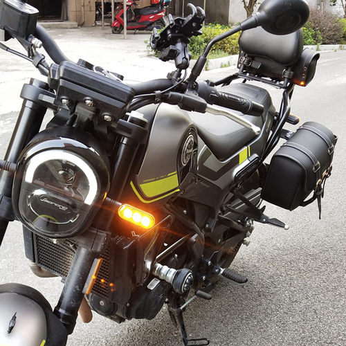 贝纳利幼狮500后靠背边包保险杠