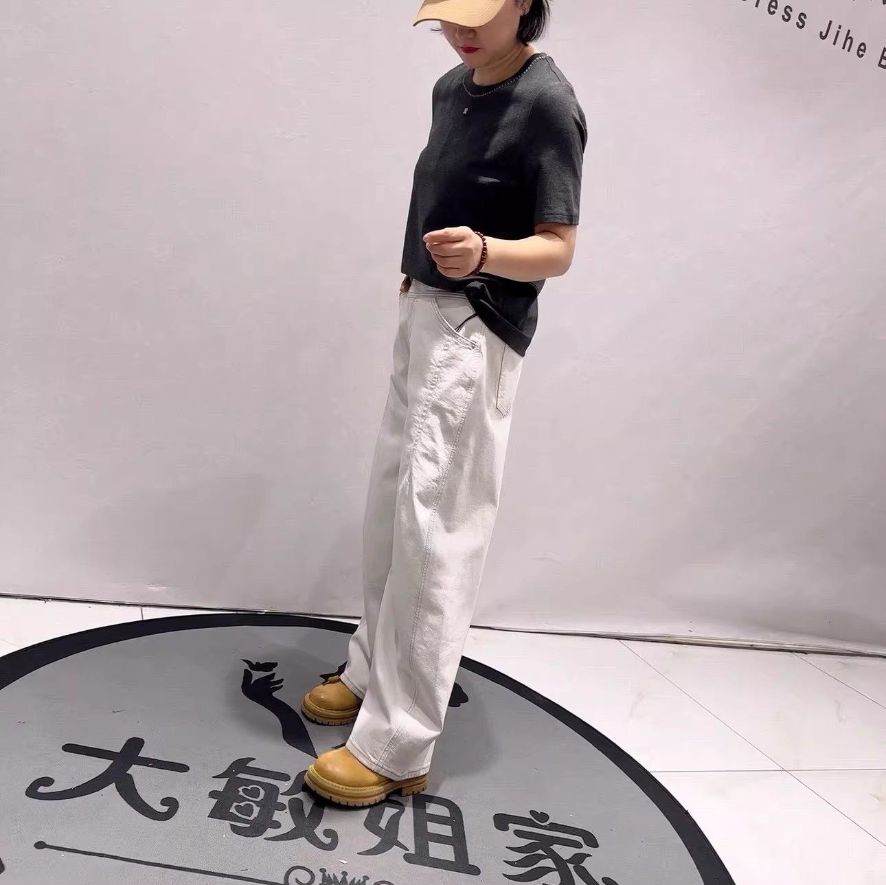 90332豪雅依绣年货新款欧货水洗牛仔裤加大码女装胖妹妹弯刀裤女,女装/女士精品,大码裤装,淘宝优惠券,粉丝福利购,淘宝优惠卷