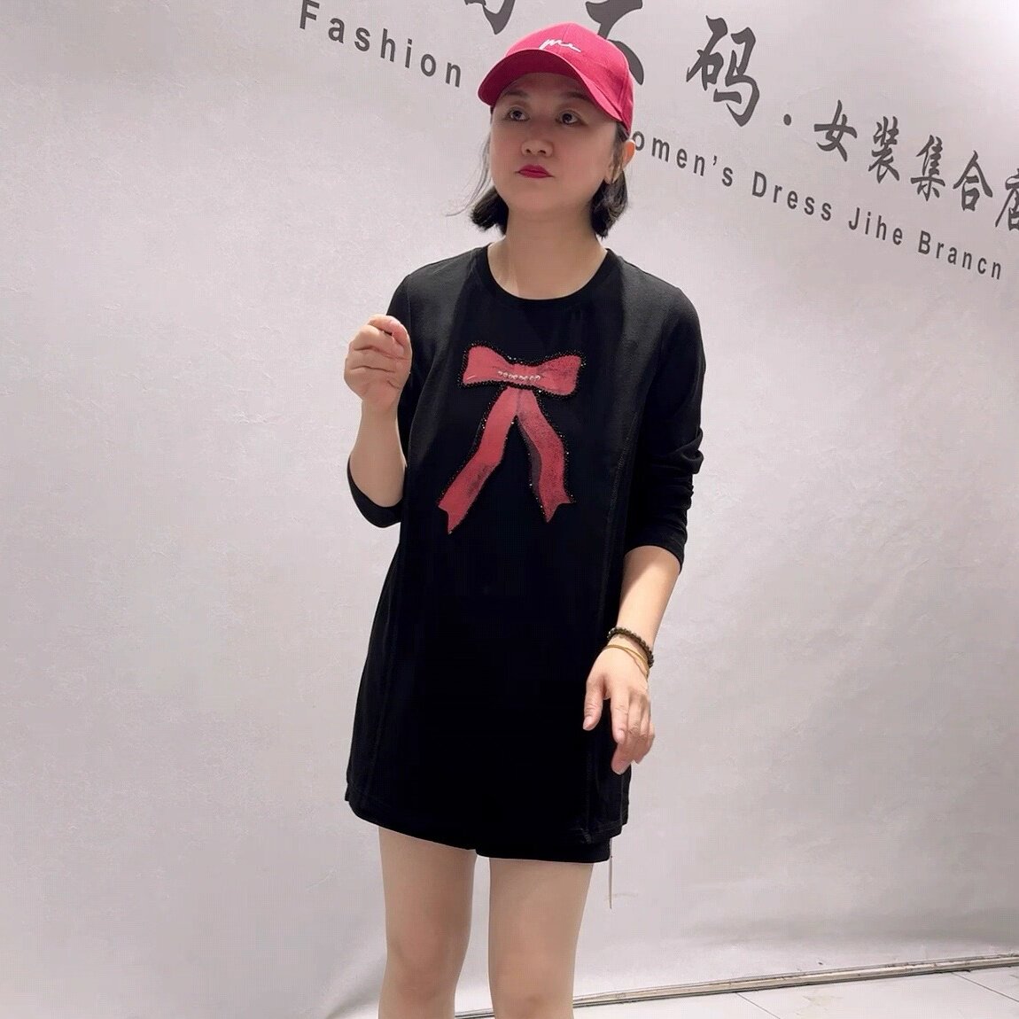 芮娜依莲5407秋季新款欧货一手长衫加大码女装胖妹妹宽松显瘦上衣