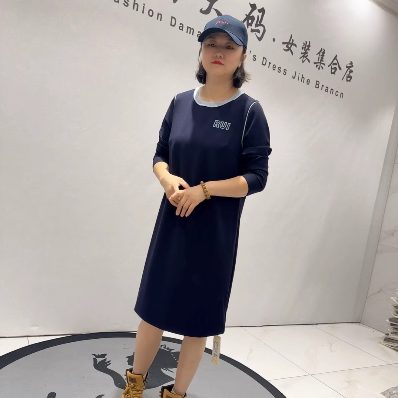 芮娜依莲秋冬款大码显瘦连衣裙女