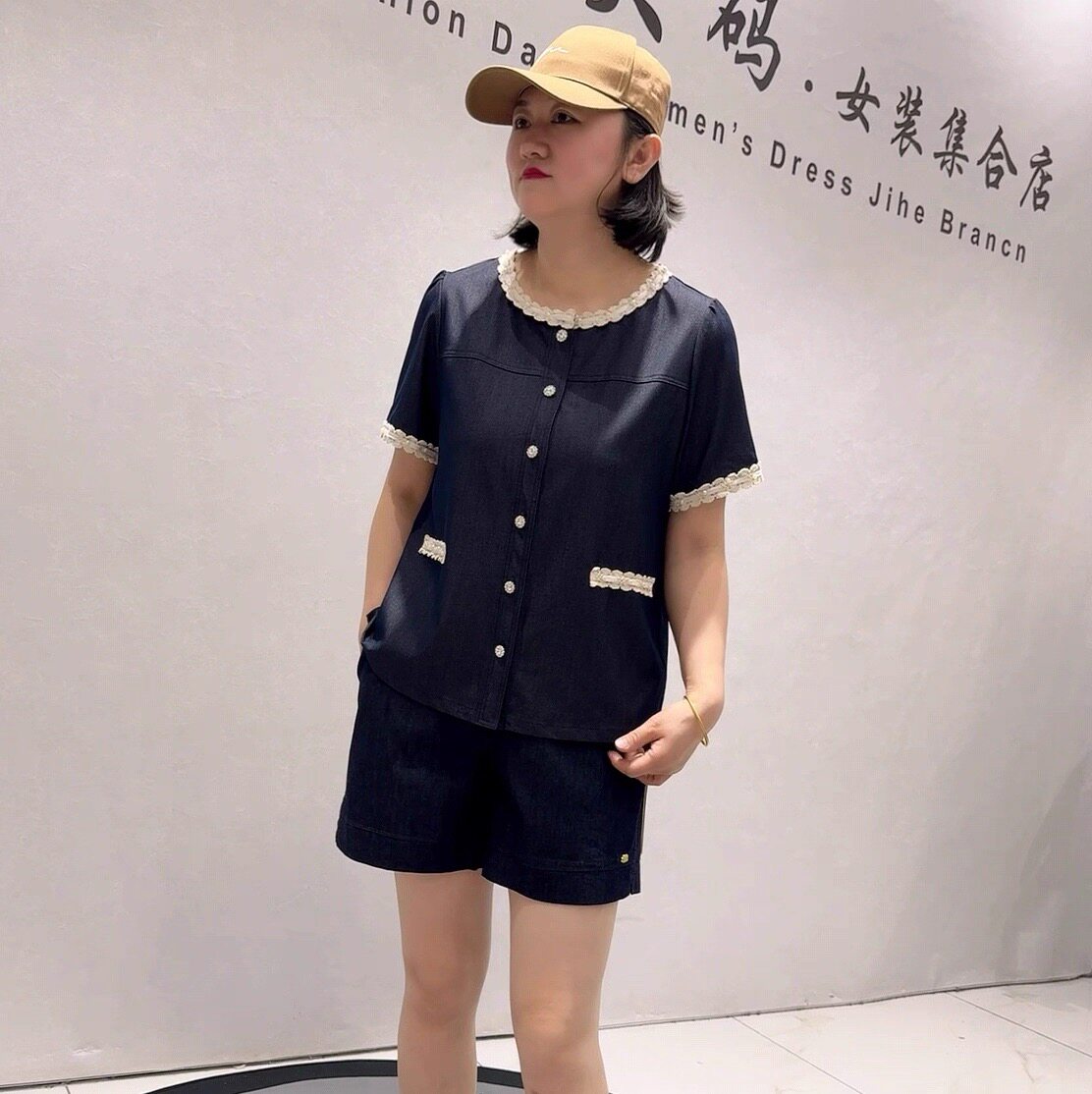女权贵族3886夏季新款欧货天丝牛仔小香风短袖开衫加大码女装上衣