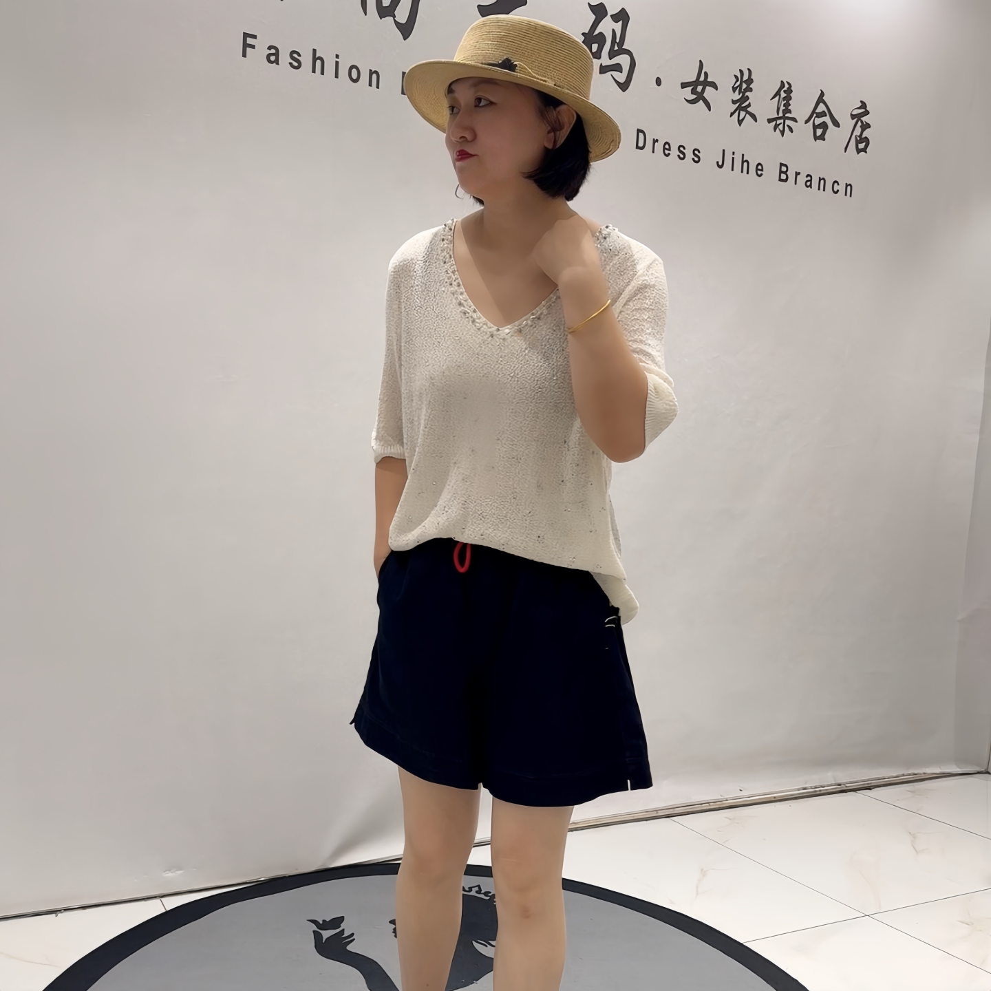 女权贵族6168初秋新款欧货V领针织衫加大码女装胖妹妹百搭显瘦衫
