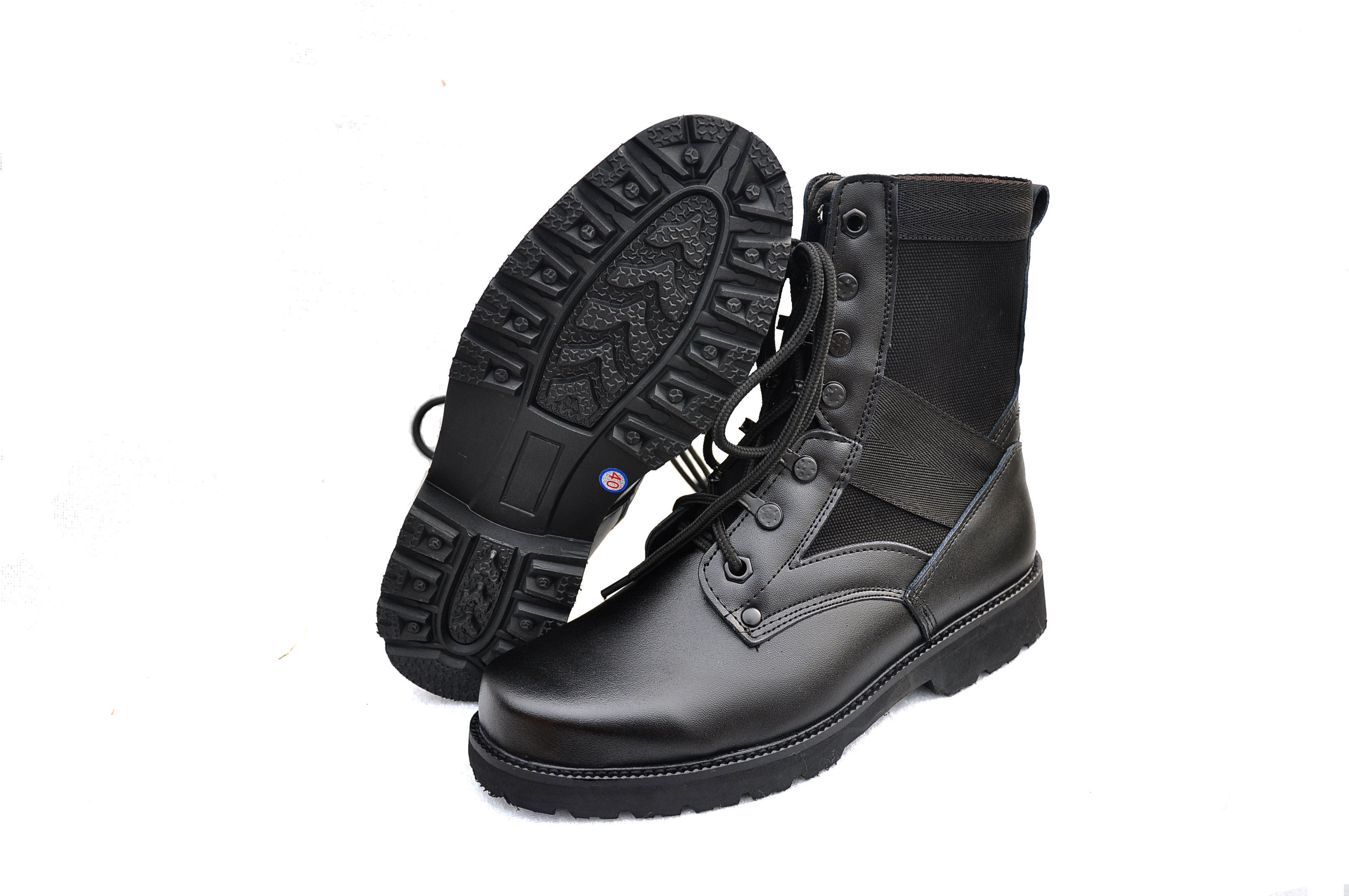 Boots militaires en cuir - lumière - Ref 1398076 Image 4