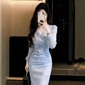 轻奢高级感独特漂亮茶歇法式 新款 气质掐腰长裙子 春季 蓝色碎花洋装