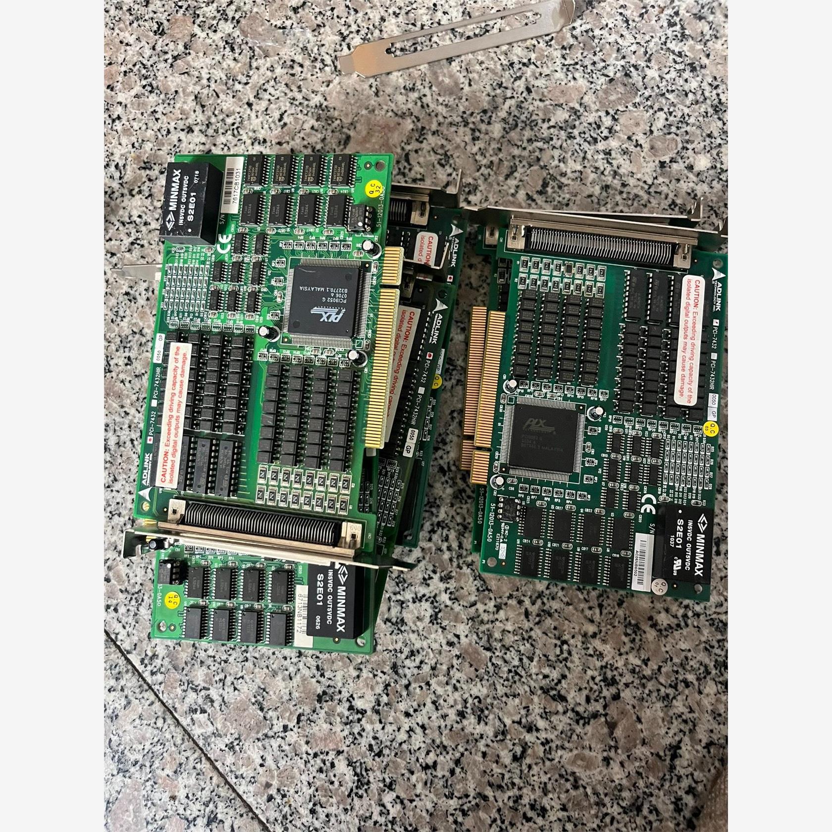凌毕PCI-7432拆机有100多片