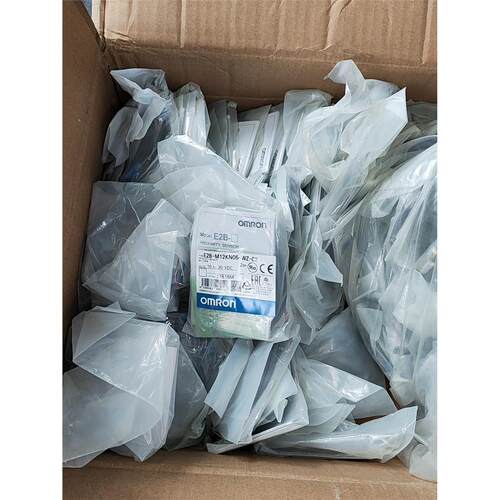 接近开关E2B-M12KN05-WZ-