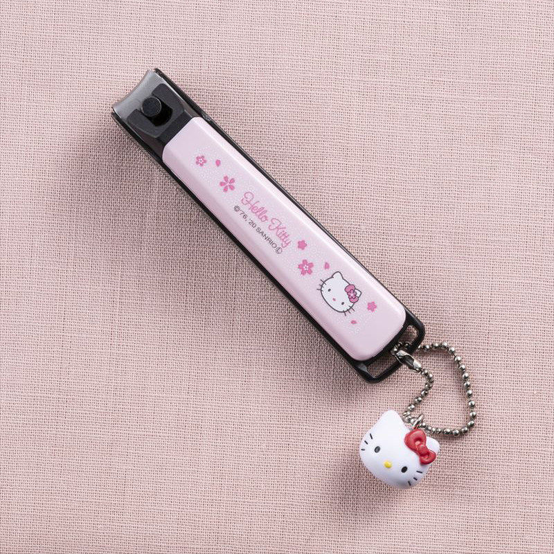 日本进口KAI贝印指甲刀hello kitty指甲钳可爱公仔吊坠樱花指甲剪