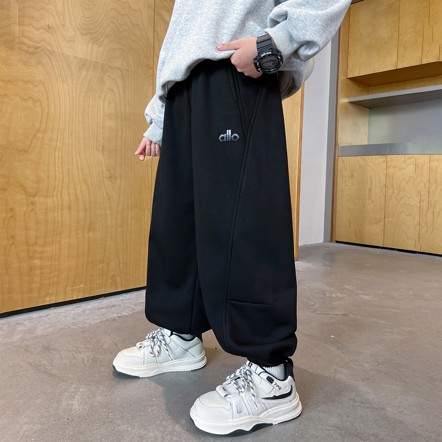 男童加绒运动裤秋冬款2025新款儿童冬季装加厚痞帅一体绒卫裤痞帅