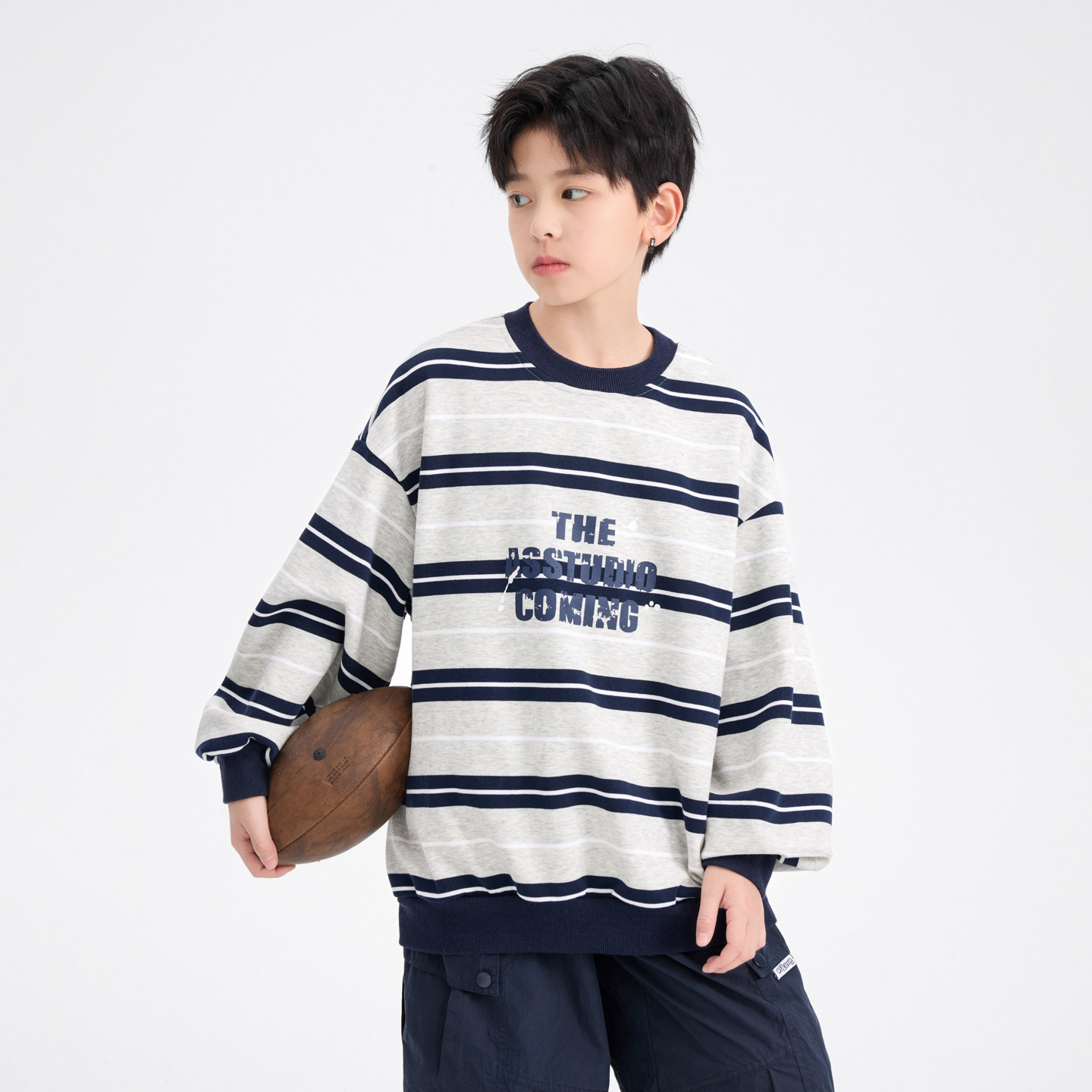 男童圆领卫衣春款2026酷帅新款儿童打底衫中大童春秋季男孩内搭潮