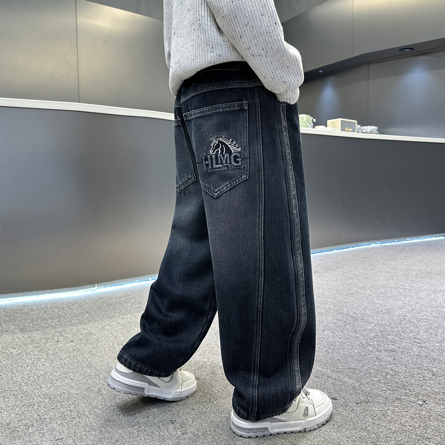 男童一体绒加厚牛仔裤秋冬2025新款洋气儿童冬款中大童加绒裤子潮