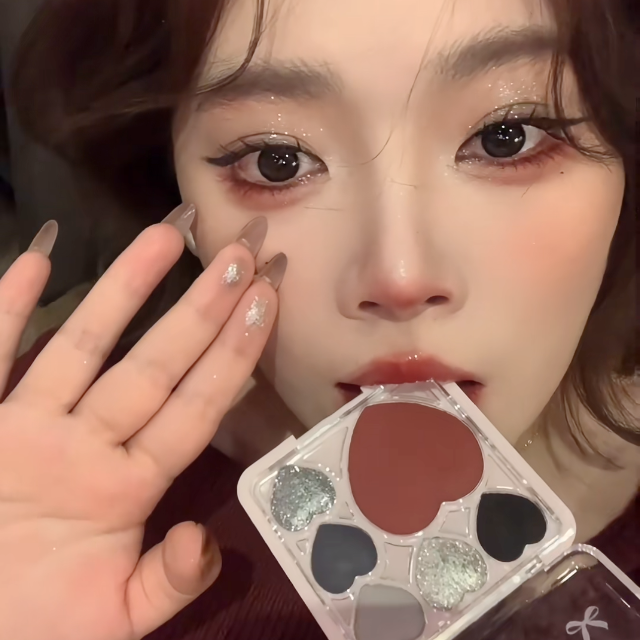 戈戈舞六色爱心眼影盘烟熏蓝色