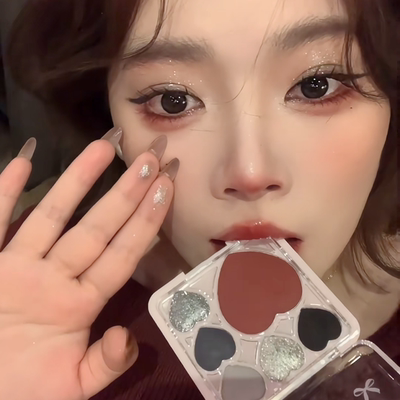 戈戈舞六色爱心眼影盘烟熏蓝色