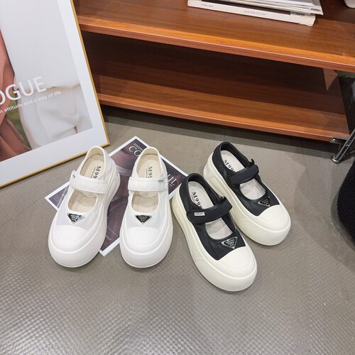8115-30夏季新品女圆头厚底魔术贴松糕鞋时尚韩版增高6.5cm网红款