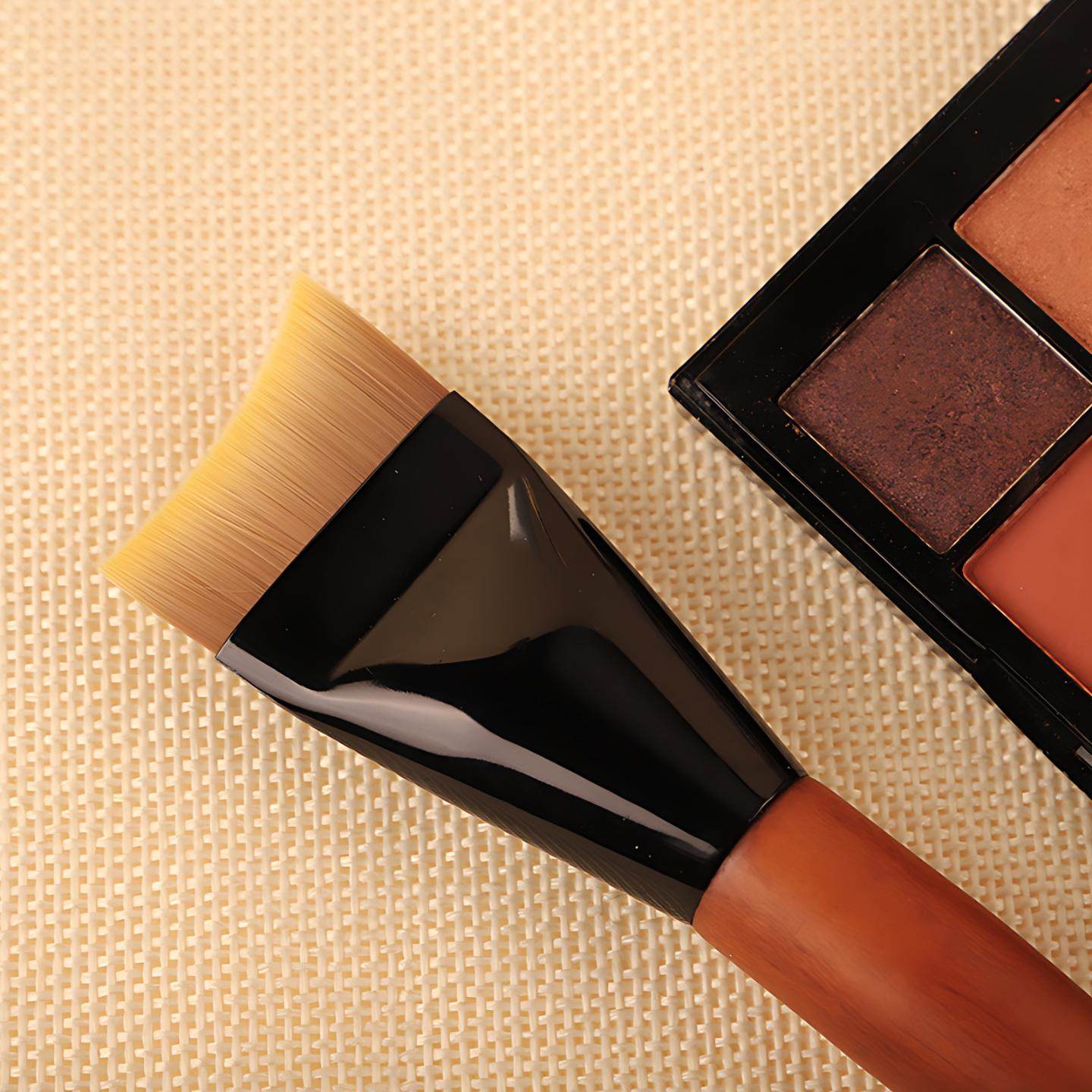 确实有两把刷子鱼尾粉底刷刀锋刷