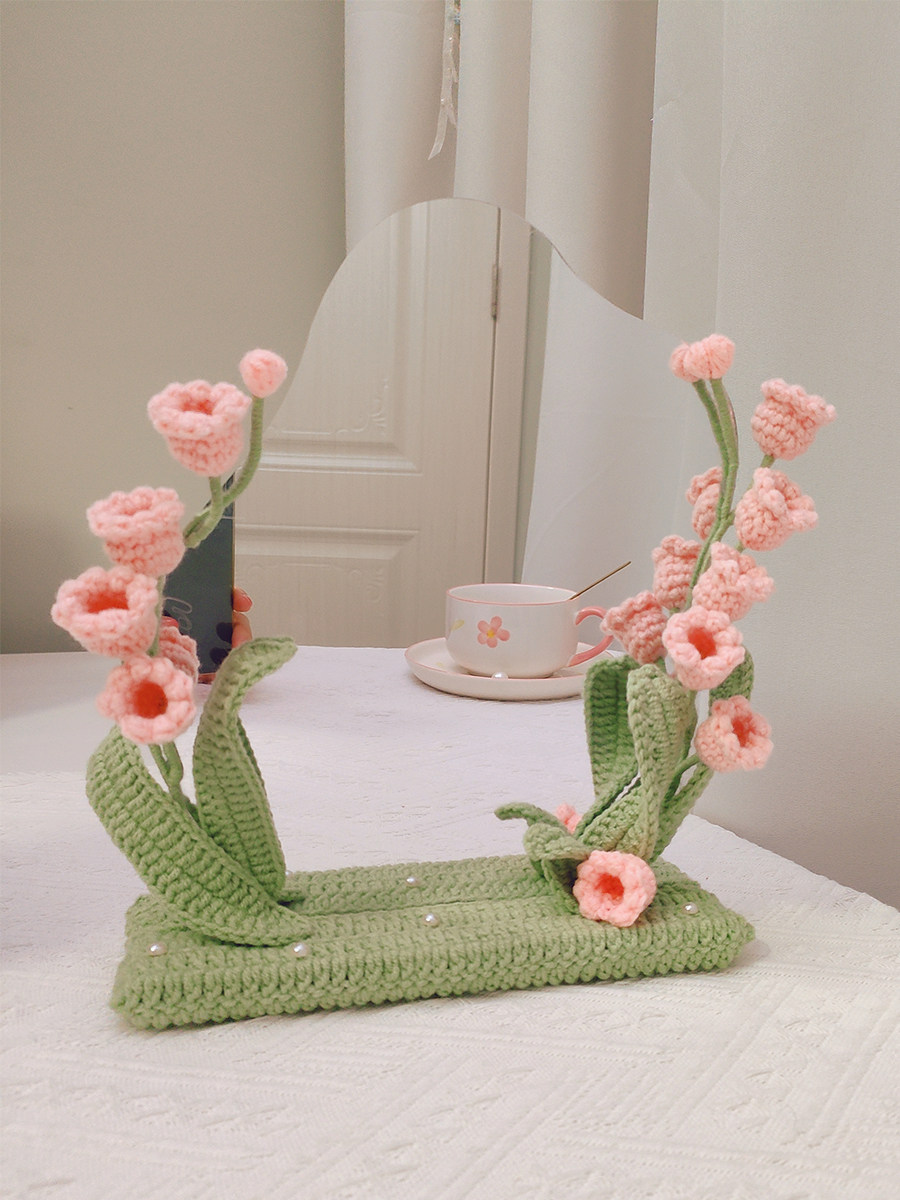 DIY HAND-CROCHETED LILY-OF-THE-VALLEY BOUQUET MAKE-UP MIRROR DECORATION WOOL KNITTING MATERIAL PACKAGE FOR GIRLFRIENDS BIRTHDAY GIFT