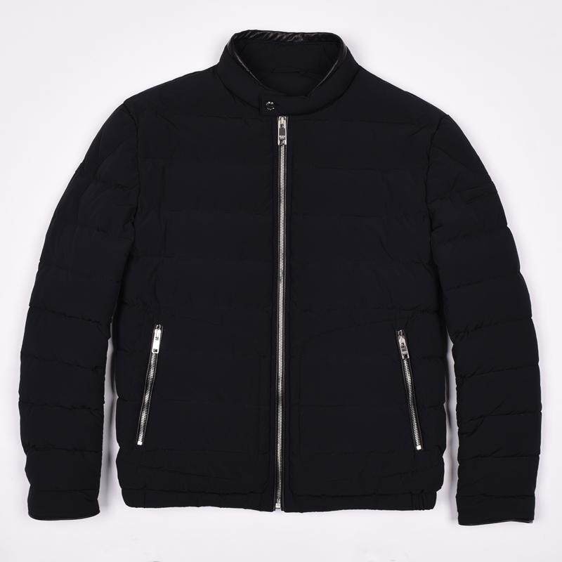 冬季轻奢简约型中厚90绒羽绒服