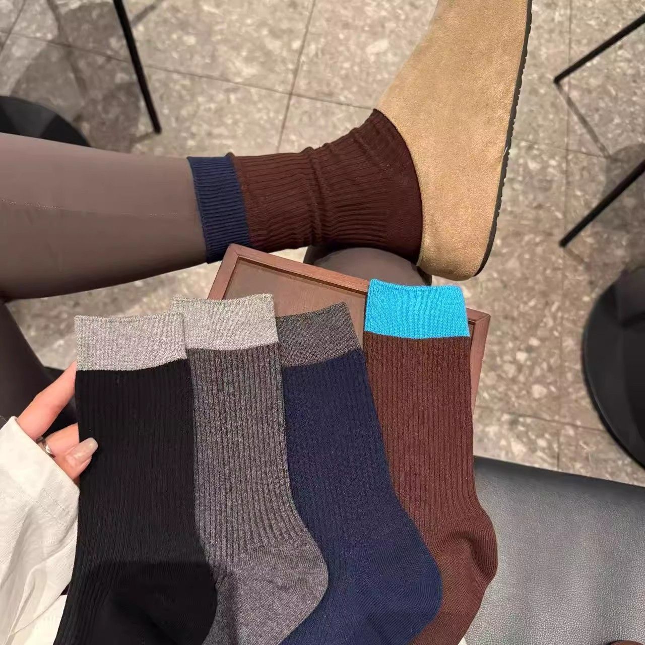 韩版中筒袜秋冬撞色复古百搭感极简洋气女中筒袜ins潮感